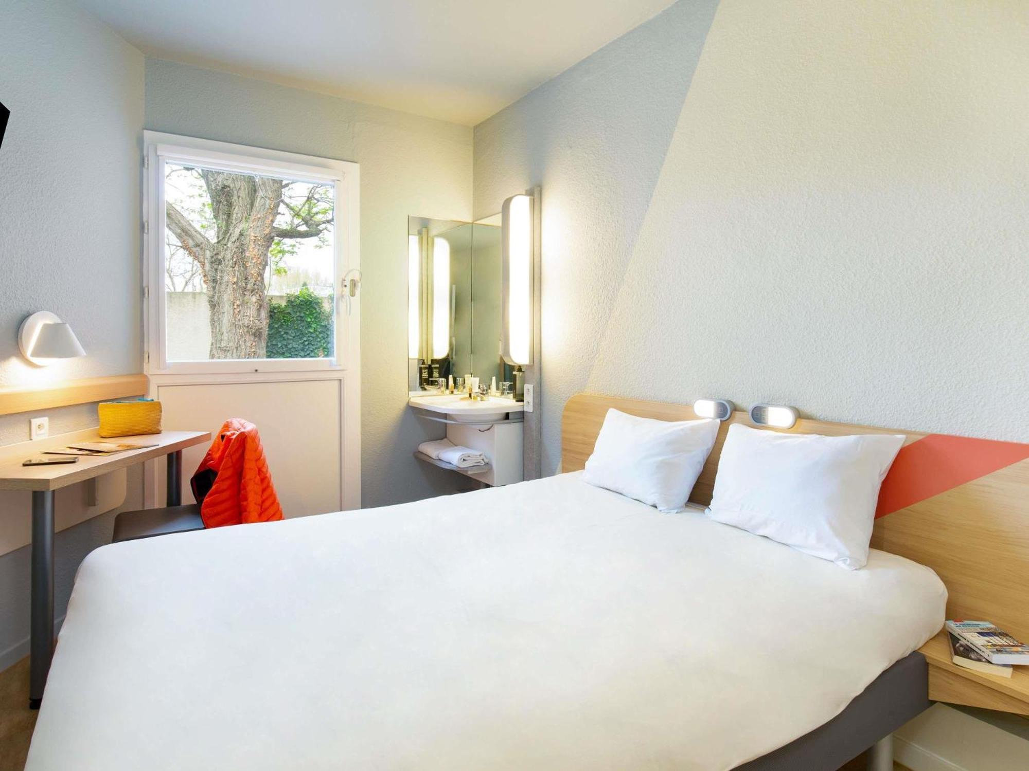 Ibis Budget Кавайон Экстерьер фото